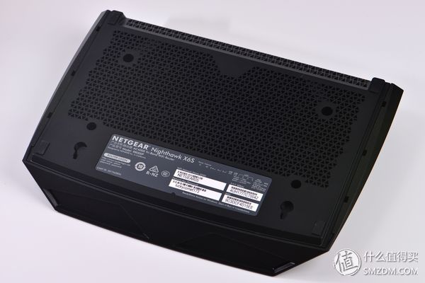 网件jr6100路由器是千兆还是百兆,千兆宽带感觉还是不够快