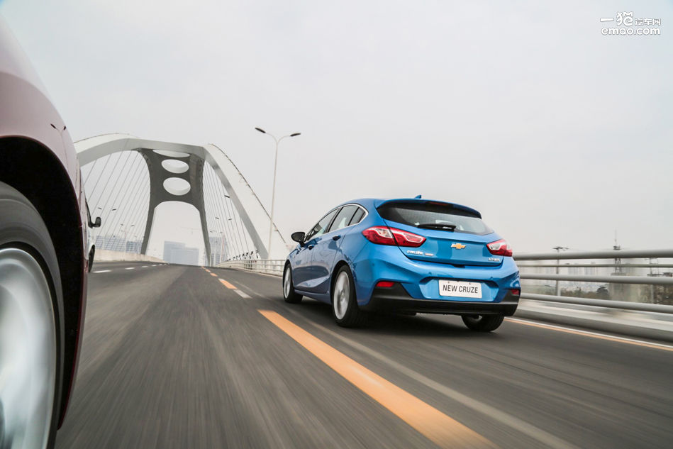 2015款科鲁兹两厢掀背隐藏功能,2015款科鲁兹1.6两厢掀背