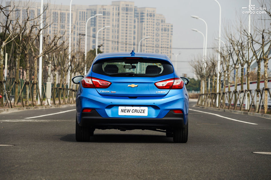 雪佛兰科鲁兹两厢车有几种,雪佛兰科鲁兹掀背动力如何