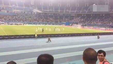 天津亿利2017全进球,亿利补时绝杀申花视频