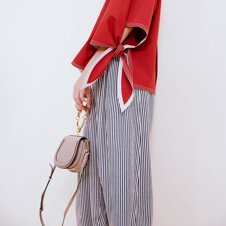 大牌早秋百搭单品，时髦不费力，拯救所有旧衣服