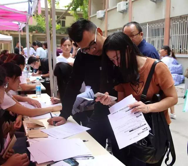 火爆现场｜山科院九月预科班、高钻班新同学开始报到啦！