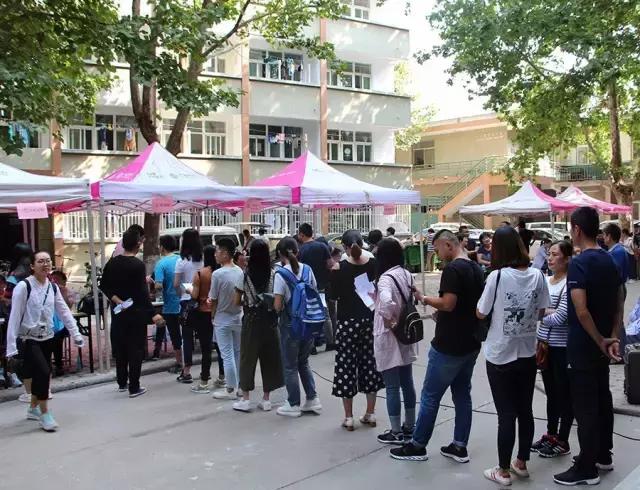 火爆现场｜山科院九月预科班、高钻班新同学开始报到啦！