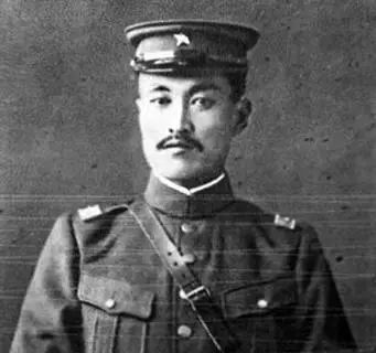 忆闻|被扣上“不抵抗将军”的张学良,究竟懂不懂打仗?