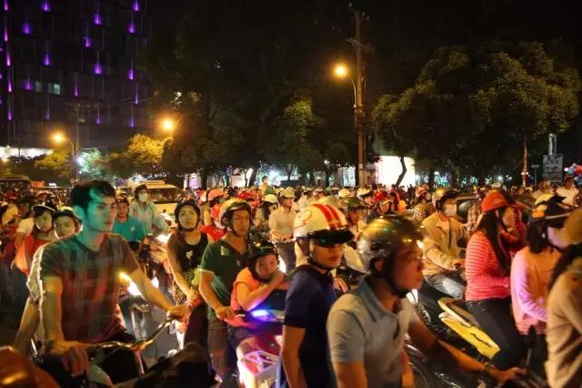 广州可以坐高铁去丽江吗,广州可以坐火车去越南吗