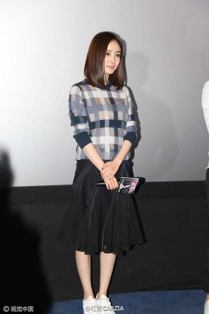 周冬雨夏季衣服穿搭,杨幂夏天穿搭风格