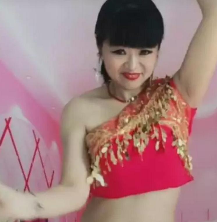 火山小视频，批量操作月赚过万！来钱快！适合小白互联网创业！