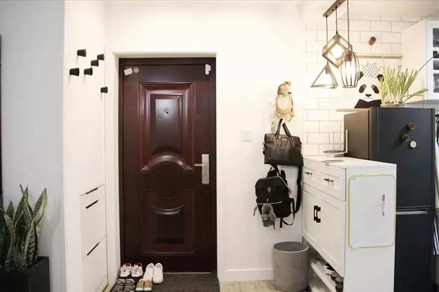 门和门套要同色吗,门和门套要一个色么