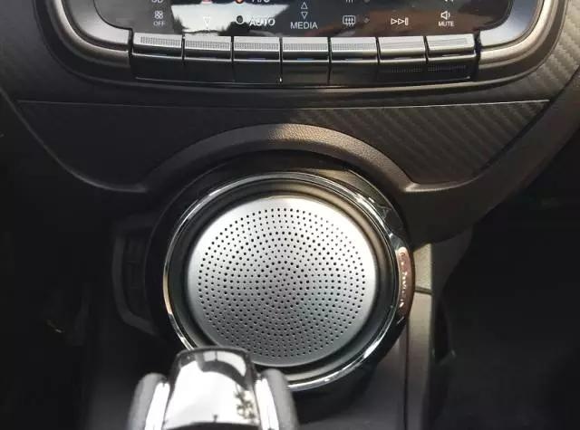 这台国产suv漂亮还实惠,这台suv实用且精致