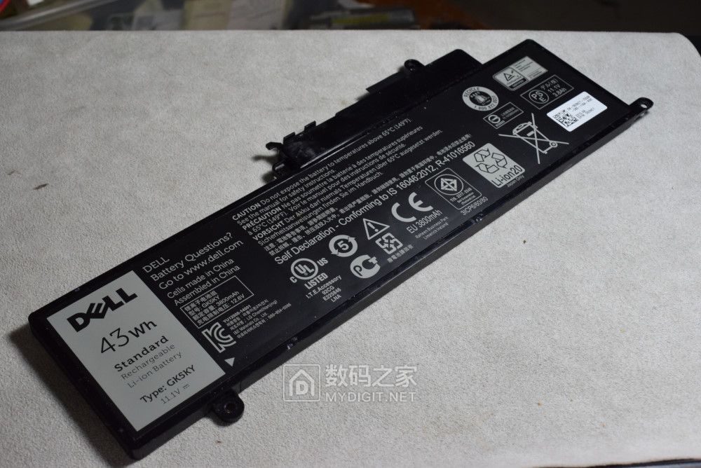 戴尔灵越13pro拆解,笔记本电脑戴尔灵越13.3系列测评