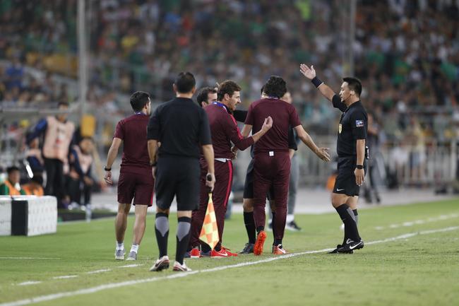 赵和靖丢点球的原因,赵和靖顶裁判