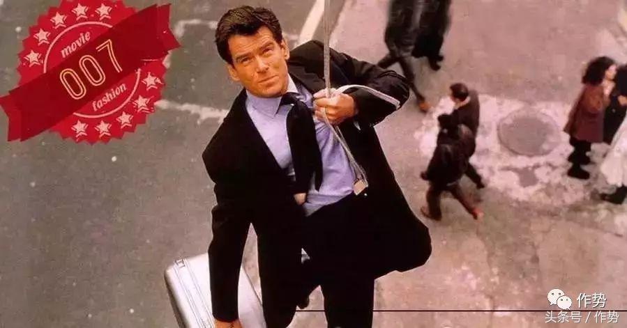 薛之谦行李里面都装什么,薛之谦拿的盒子是什么