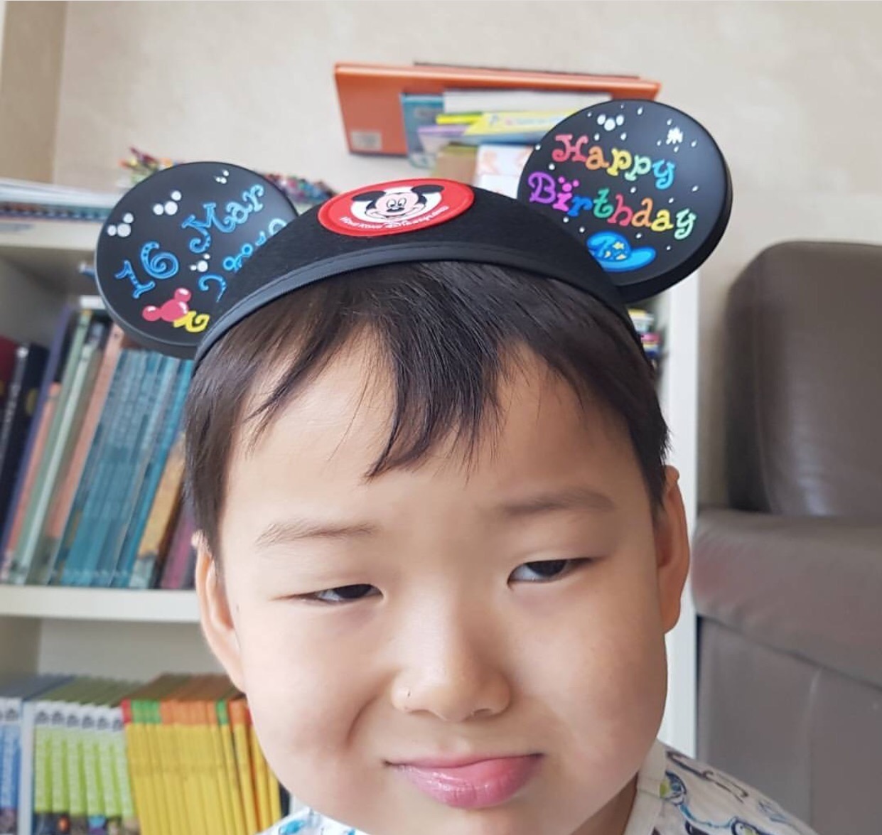 宋民国超萌咕咕吃烤鱼动图,宋民国咕咕