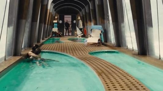 《雪国列车》一辆永不停歇的列车