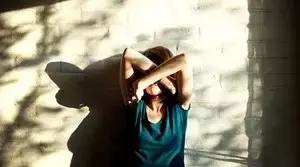 父母逼我去相亲我该怎么办,被父母逼着相亲怎么处理