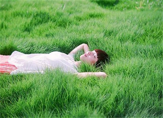 女性排卵期身体的表现症状有哪些,女性排卵期有哪些症状表现