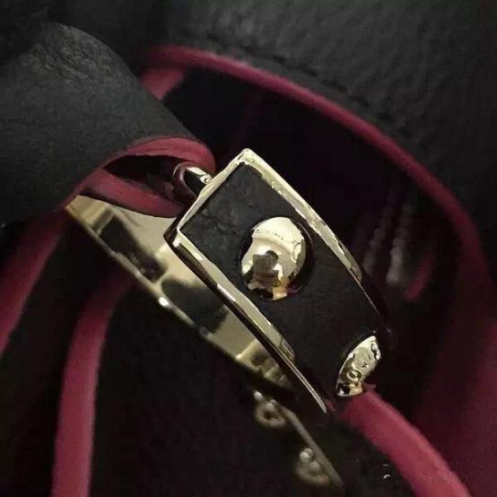 鉴定真假攻略LVCapucines手袋