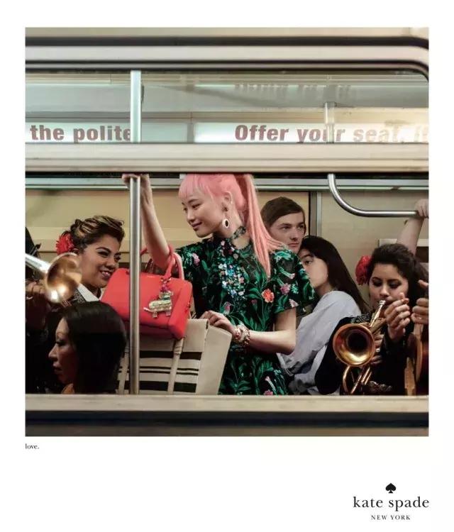 初入职场买什么品牌包,初入职场女生背什么包