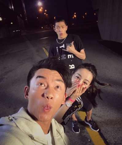 杨颖和郑恺迪丽热巴鹿晗,郑恺爆料鹿晗迪丽热巴