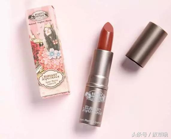 南瓜色和脏橘色哪个更显白,南瓜色和咖色哪个颜色洋气有气质