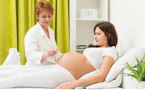 产妇的肛检和内检实在太过于耻辱，那种心酸谁能懂？