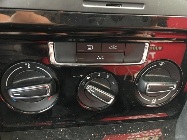 2014年大众宝来手动1.6实测油耗,2015年大众宝来1.6手动挡优缺点