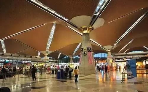 回国机场免税店购物全攻略,国庆出游购物攻略