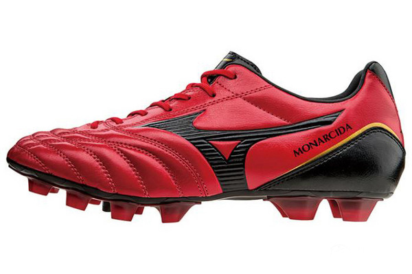 足球鞋推荐美津浓alpha,公认脚感最好的足球鞋美津浓