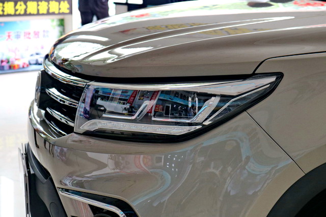 2017款东风风行景逸x5全款多少钱,2017款景逸x51.6l豪华版测评