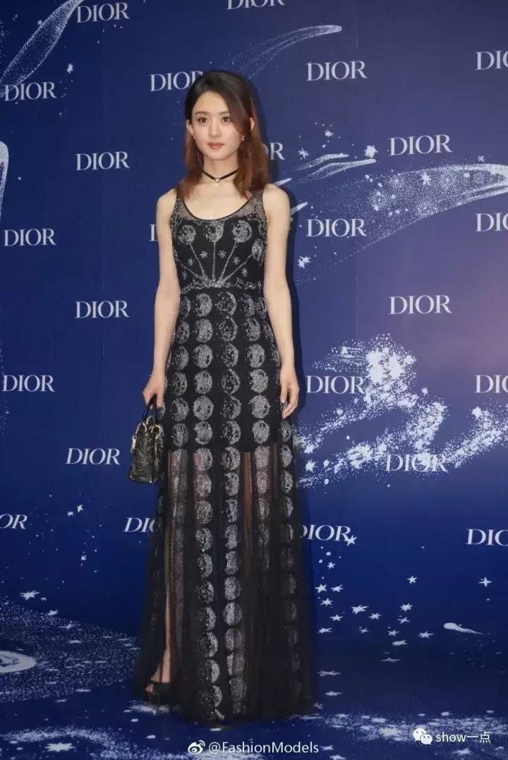 赵丽颖dior现状,为什么赵丽颖不适合浓妆