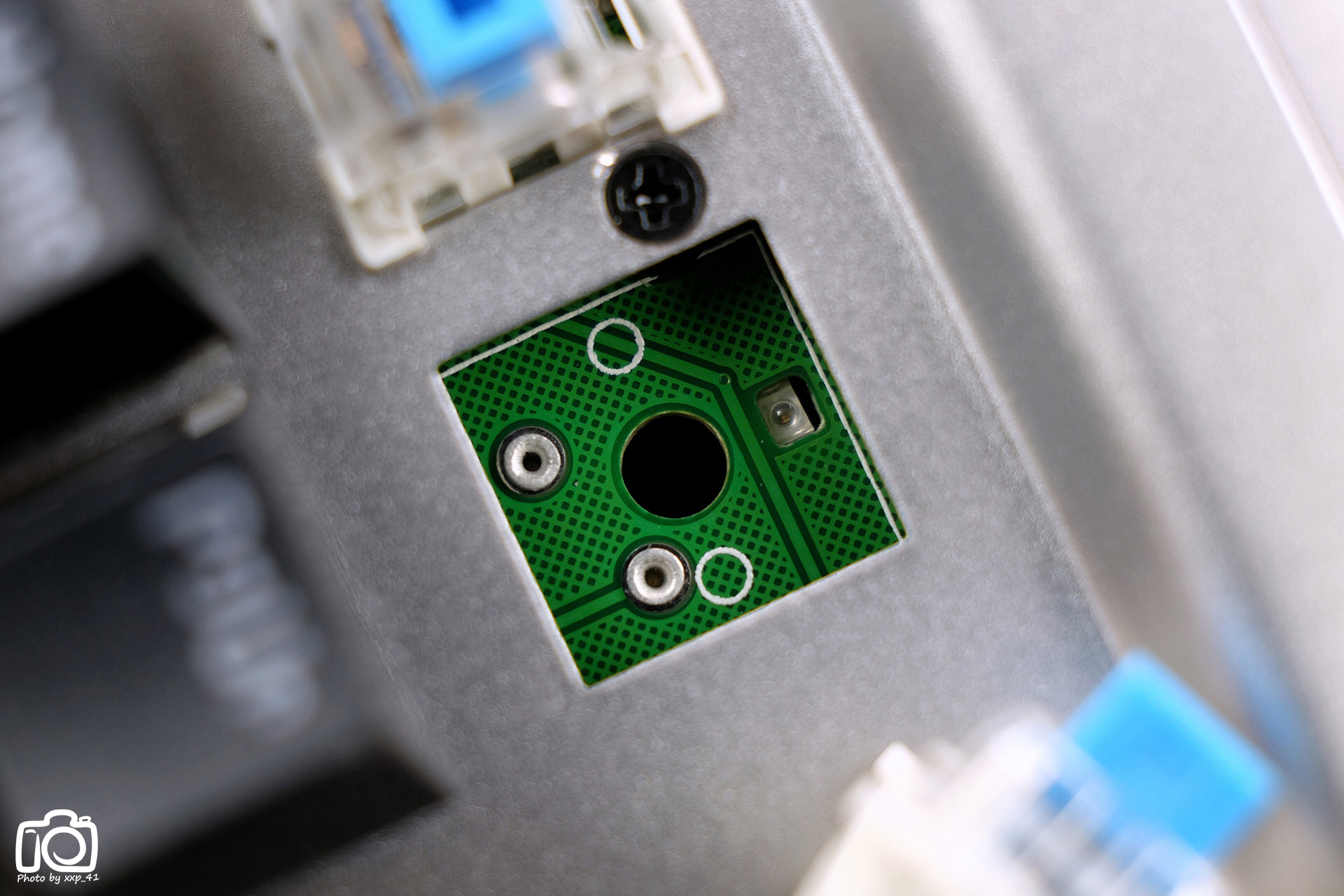 噼里啪啦打字噪，居然还防水：映泰沙漠方舟GK30青轴电竞机械键盘