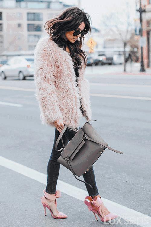 旅游必备奢华包包品牌大全,国庆出游去哪里便宜