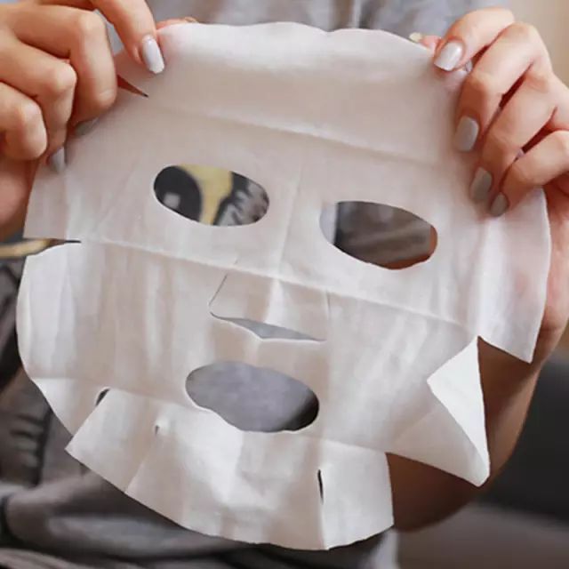 想让男神越来越爱你，范冰冰、谢娜告诉你50块的面膜敷出水嫩肌肤