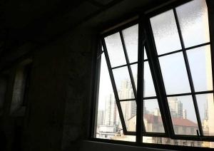 租房隔壁邻居太吵可以退租么,租房子租到死过人的房子好吗