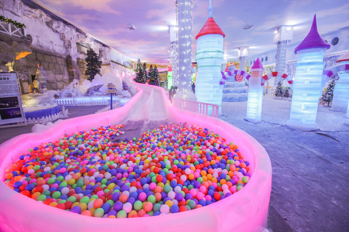 带着寻宝记游遍祖国大好河山,带着挖机去海边度假