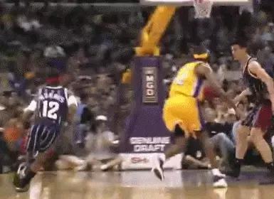 姚明火箭队球衣退役演讲,姚明球衣退役纪录片