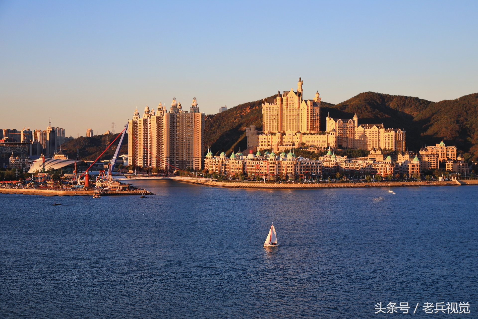 听说你也喜欢看海的英文,听说你也喜欢海什么意思