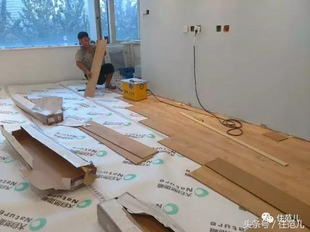 地板太丑怎么办,地板太丑怎么布置