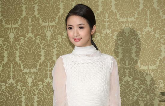 林依晨同款发型长圆脸,林依晨短发焕然一新