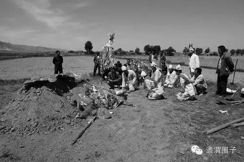 通渭县文化习俗,甘肃通渭县丧葬孙子需要做什么