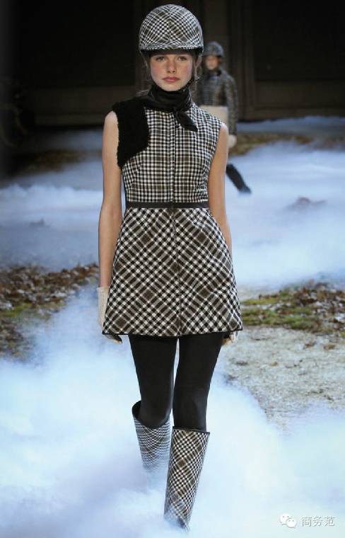 马云穿加拿大鹅牌羽绒服,马云羽绒服moncler