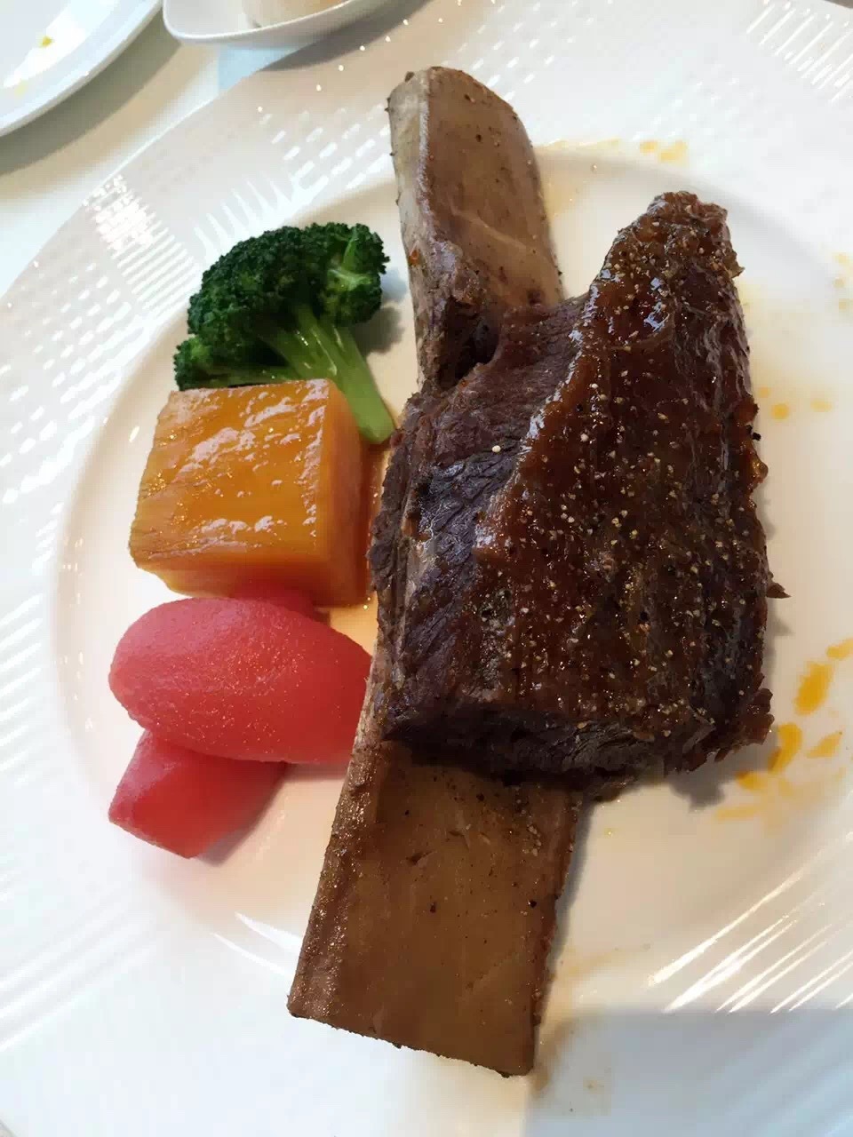 阳光探店~终于有家台湾王品台塑牛排餐厅~在郑州你吃过吗~