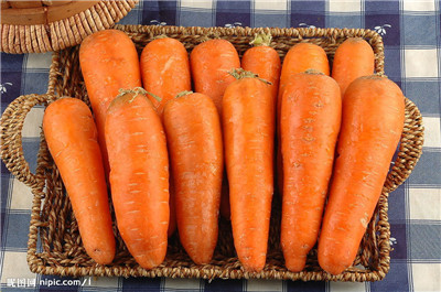 宝宝常腹泻试试胡萝卜山楂煎宝宝腹泻偏方介绍