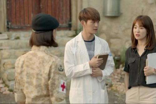 乔妹条纹衬衫价格多少,乔妹白衬衫