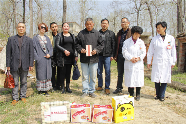 大型历史纪录片《四九英雄》颍泉首映式在行流镇举行