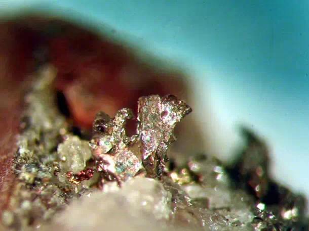 蓝宝石原矿全过程,迪拜顶级奢侈原矿宝石