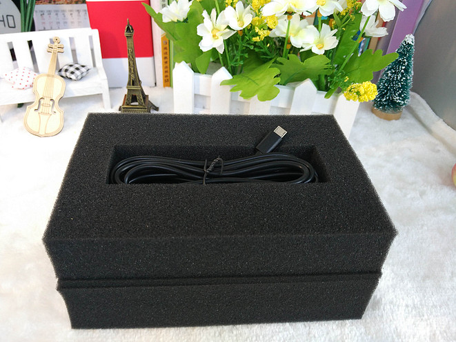 你驾驶,她帮你看风景