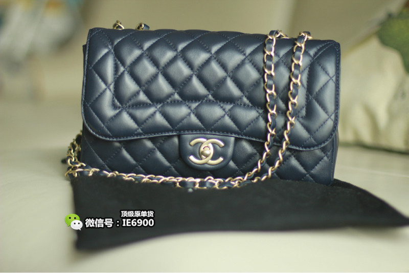 年入百万美女主播欧洲疯狂购买大牌包包，看完觉得她有钱好任性!