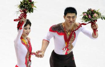 他们是滑冰场上的最佳拍档，携手相伴15年，最终缘尽令人惋惜