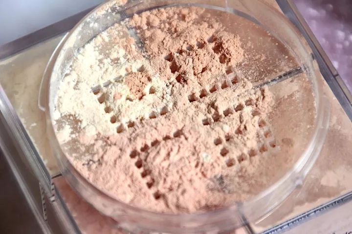 换季适合什么粉底液,换季适合什么粉底